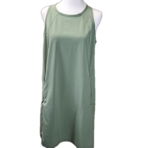 GERRY LADIES ATHLETIC DRESS SIZE SMALL WITH ZIPPER POCKETS GREEN